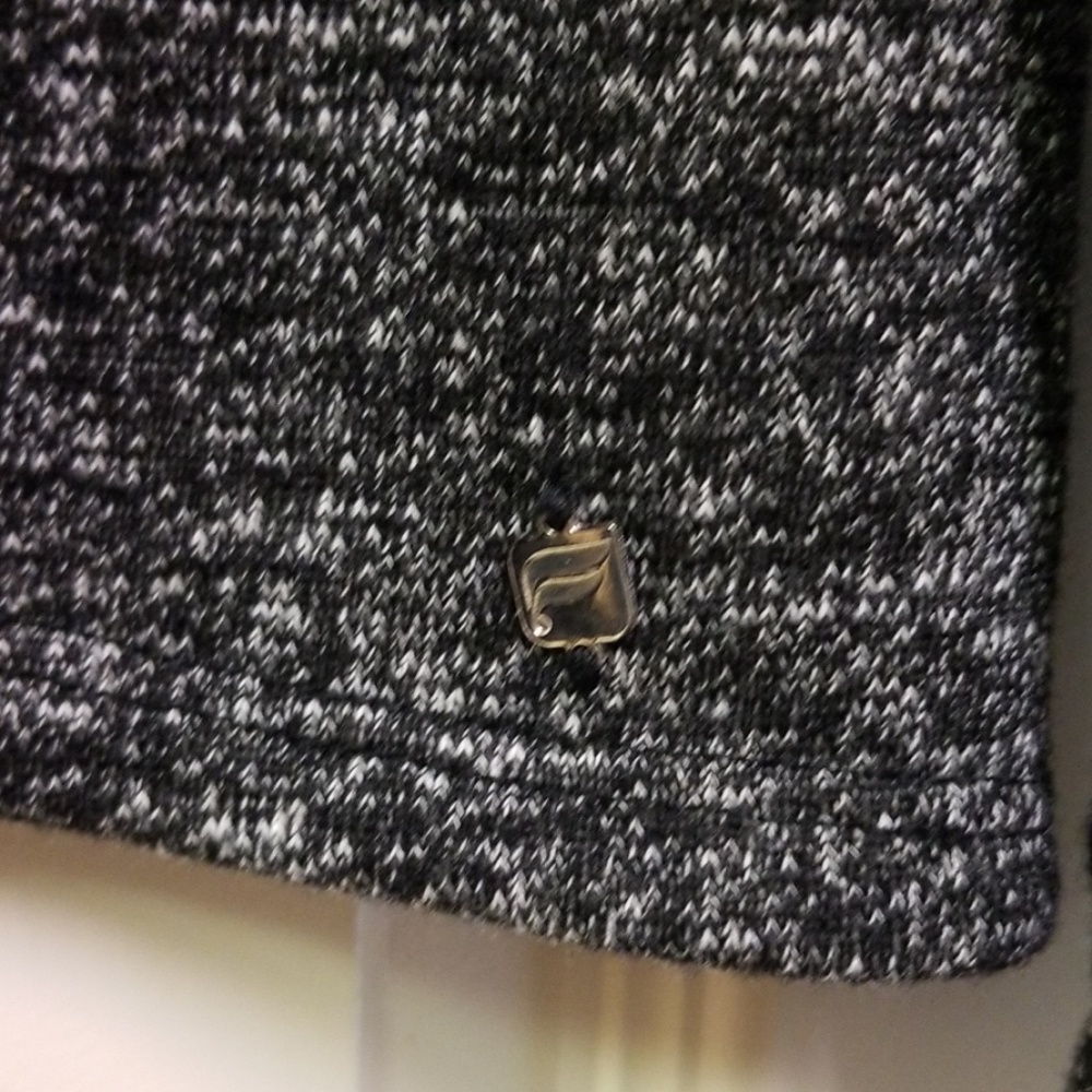 Fabletics Sweater Top - Picture 3 of 5